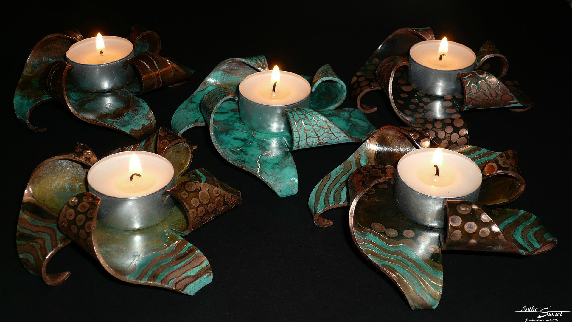 "Finnish Christmas tealight pastry" - copper sheet patinated using a special technique 100x100x2 mm