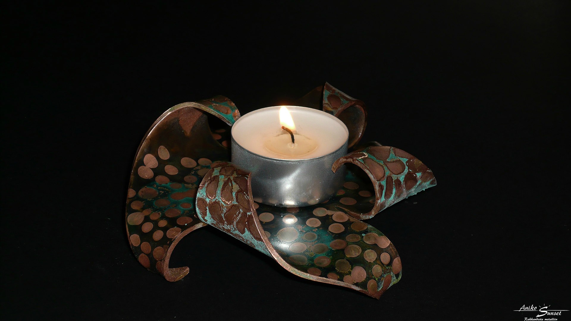 "Finnish Christmas tealight pastry" - copper sheet patinated using a special technique 100x100x2 mm