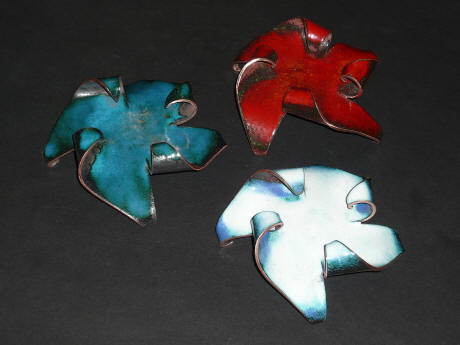 Enamelled Finnish Christmas tealight pastries with various colors